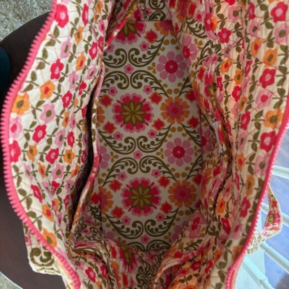 Vera Bradley Large Miller Tote - Retired Folkloric Pattern - Picture 5 of 8